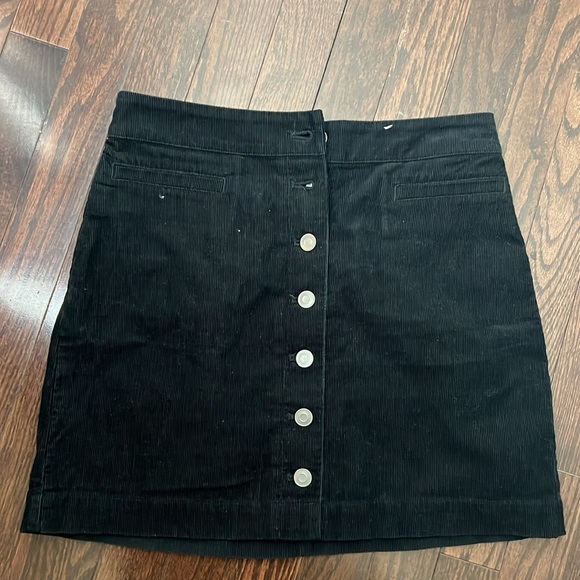 Aritzia Wilfred Corduroy Mini Front Button Closure Skirt Size 6 - Picture 2 of 10